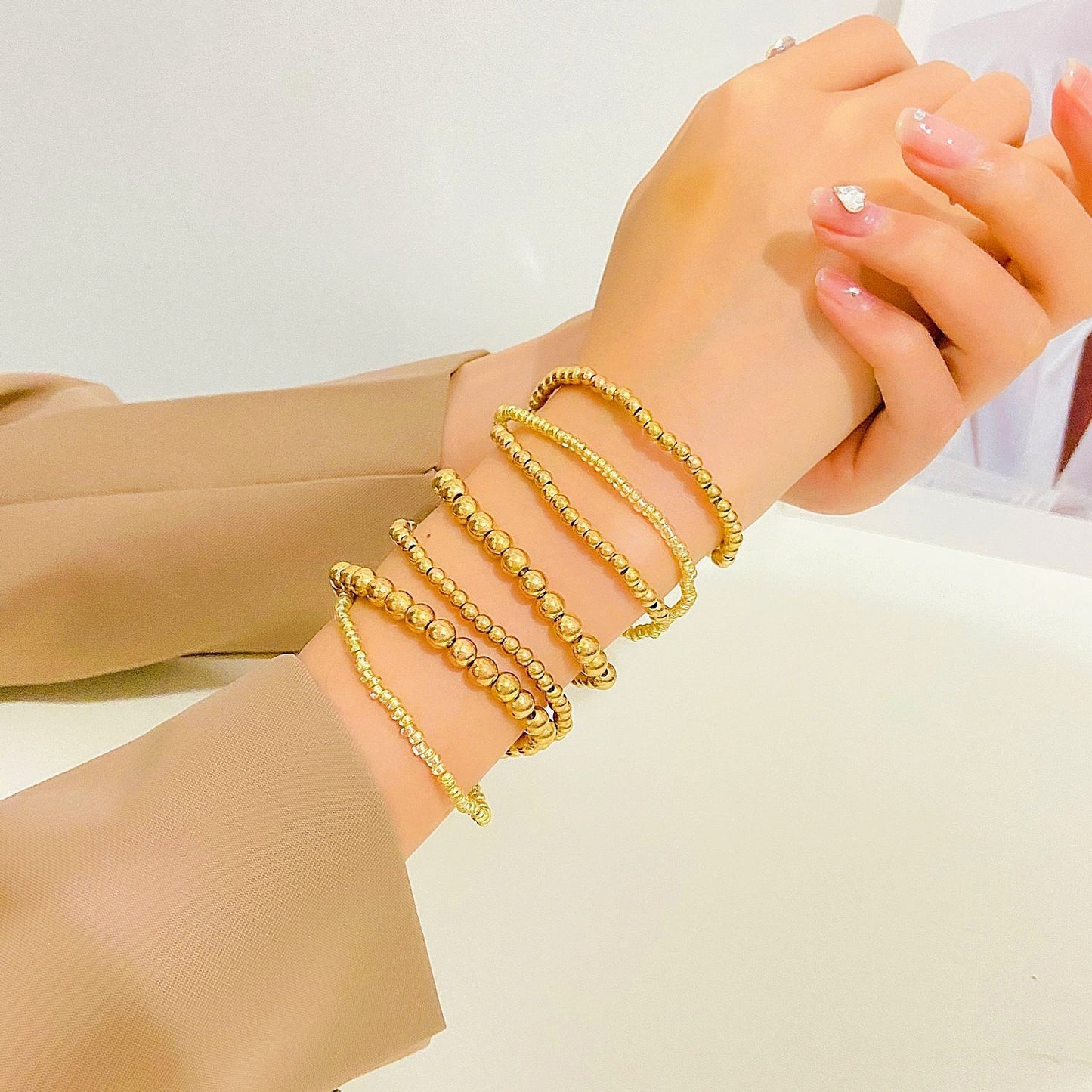 R1260 7pcs Minimalist Plated Beaded Bracelet