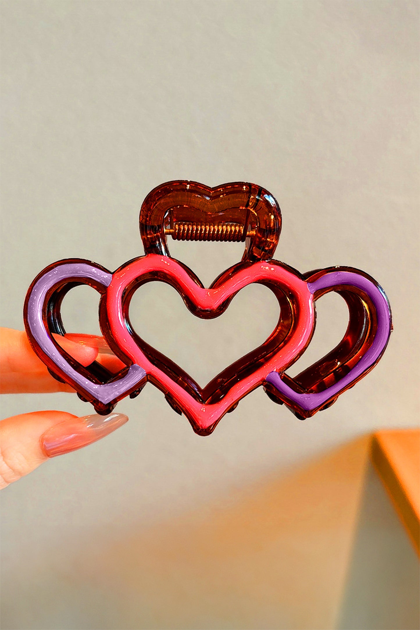 R1230 Hollowed Heart Hair Claw Clip