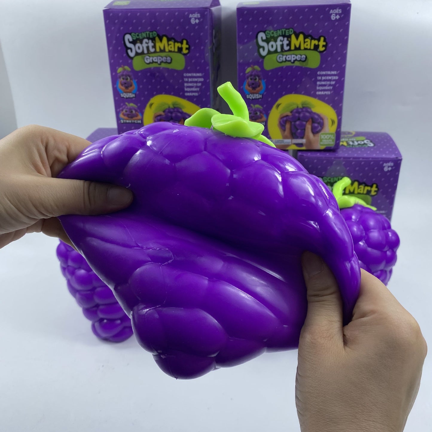 R1660 Grape Squeeze Toy