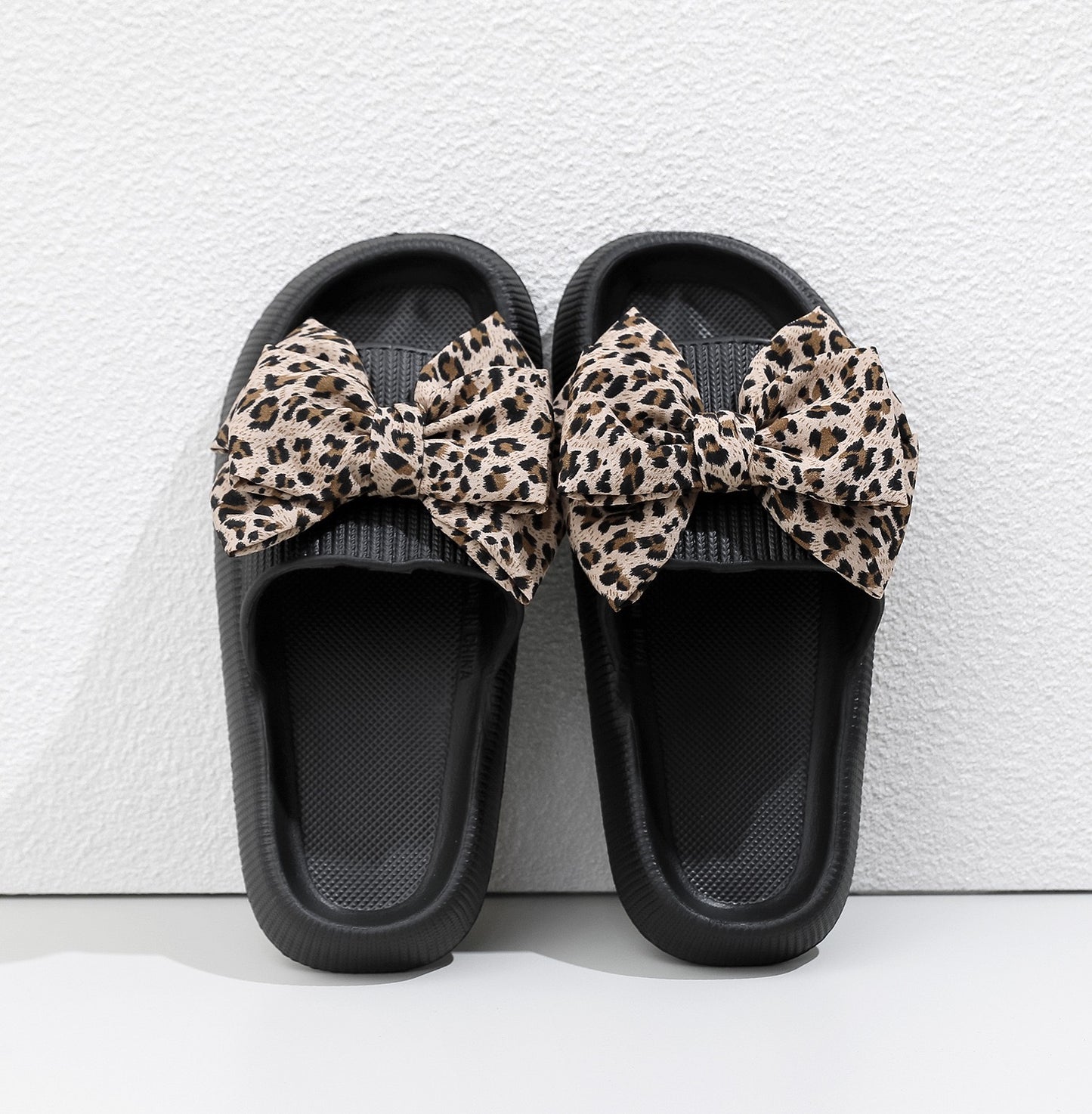 R1269 Leopard Bow Decor Slippers