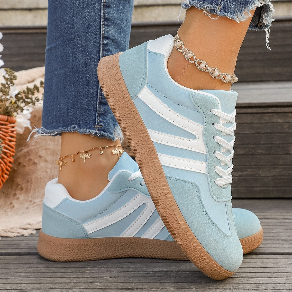 R1200 Pu Leather Lace-up Shoes