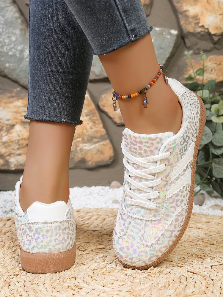 R1317 White PU Leather Detail Shimmer Leopard Printed Lace-up Sneakers