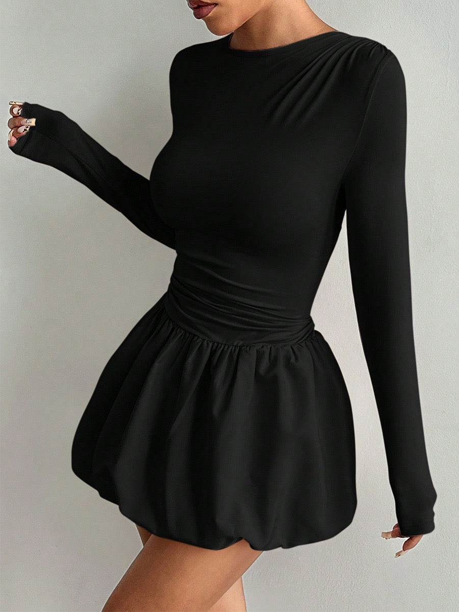R1239 Slim-Fitting Long-Sleeve Dress with Elastic and Puffy Skirt