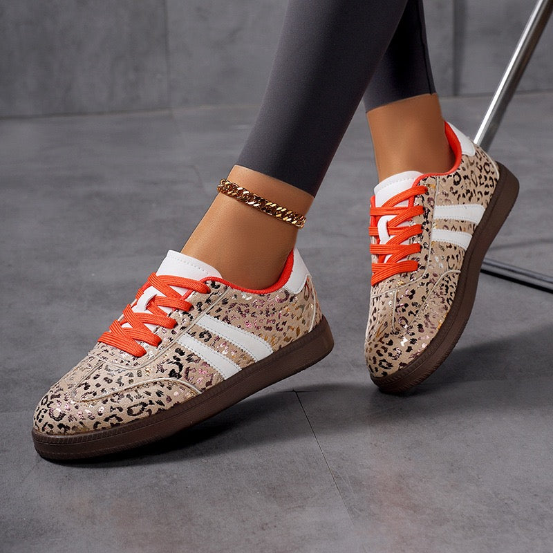 R1271 Leopard Faux Suede Lace Up Sneakers