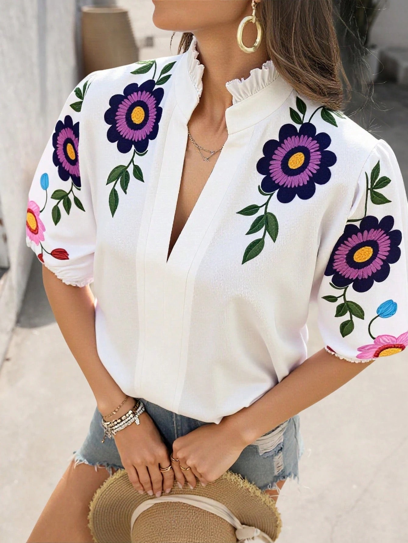 R1273 V Neck Floral Print Blouse