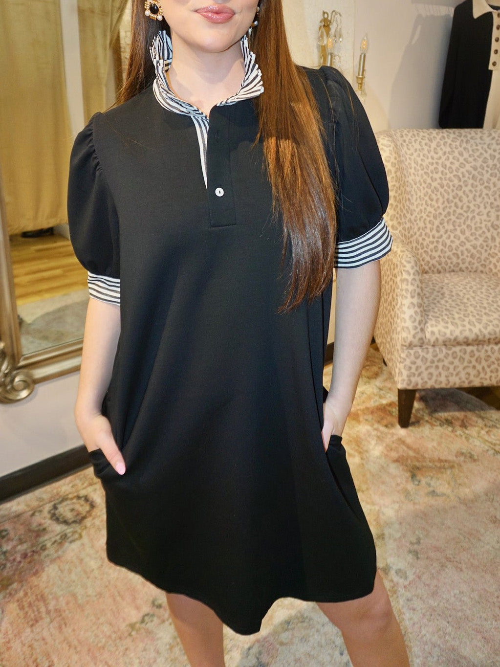 D5533 Ruffle Collar Black T Shirt Dress