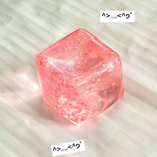R1485 Glitter Ice Cube Squeeze Ball