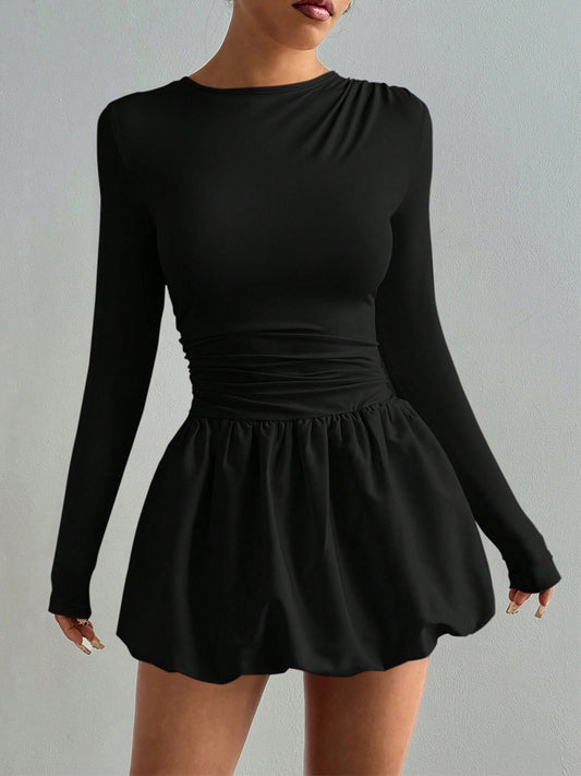 R1239 Slim-Fitting Long-Sleeve Dress with Elastic and Puffy Skirt