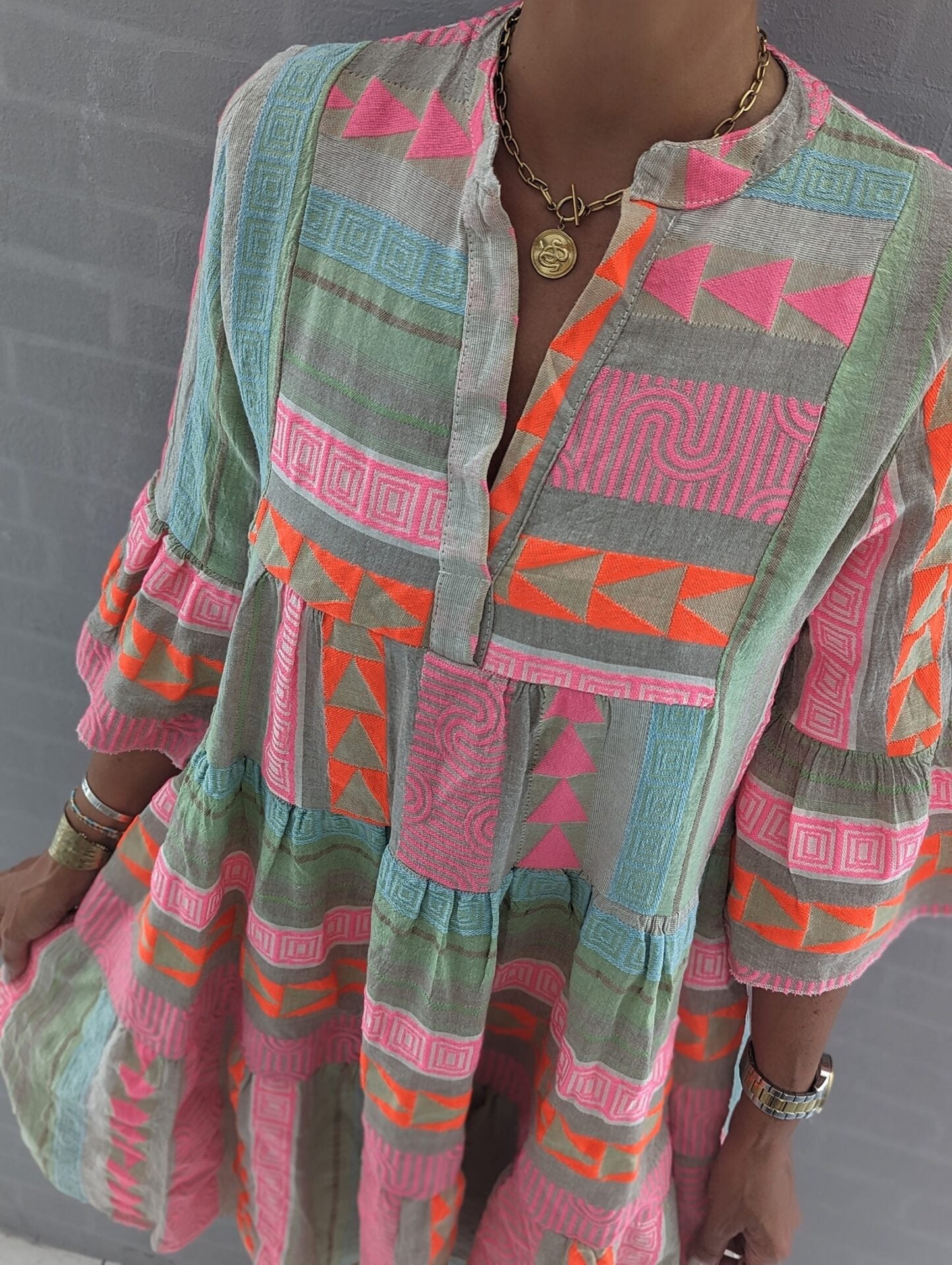 R1253 Boho Style V-neck and three-quarter sleeves ruffle dress