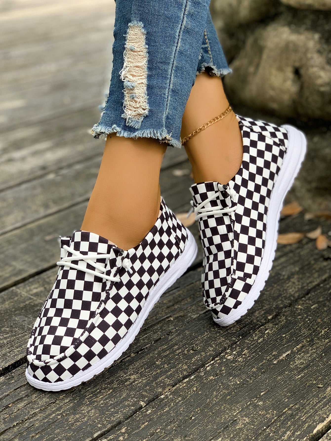 R1270 Lace-up Checked Flat Shoes