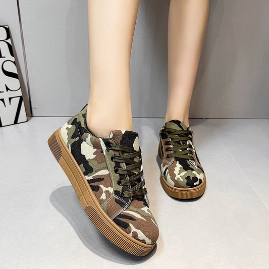 R1388 Four Leaf Clover Camouflage Print Lace-up Flat Shoes
