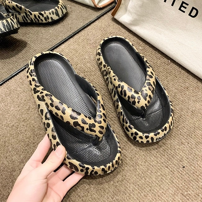 R1267 Leopard Print Thick Sole Flip Flops