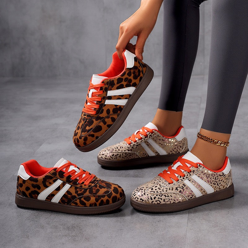 R1271 Leopard Faux Suede Lace Up Sneakers