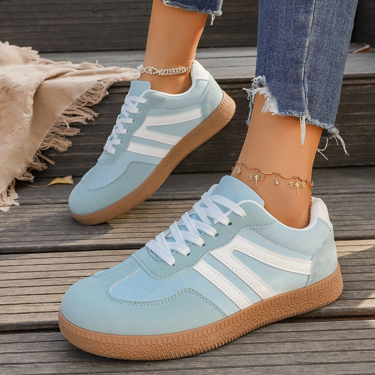 R1200 Pu Leather Lace-up Shoes