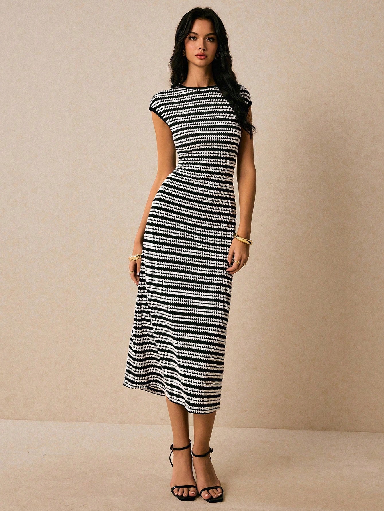 R1274 Short Sleeve Slim Fit Stripe Sweater Maxi Dress