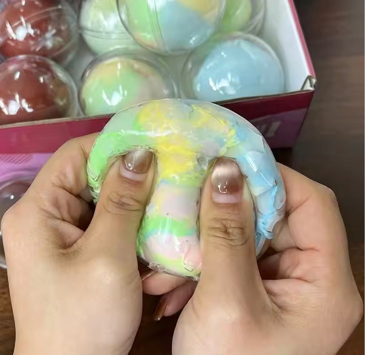 R1786 Crunchy Wax Coated Sensory Toys With Crispy Crackling Sound