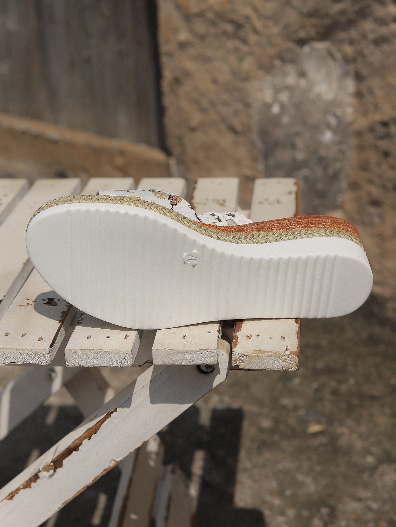 R1251 Braided Details Wedge Slippers