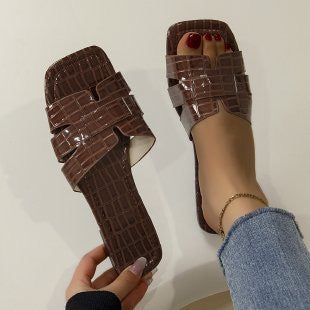 R1275 Crocodile Pattern Roman Style Flat  Slippers