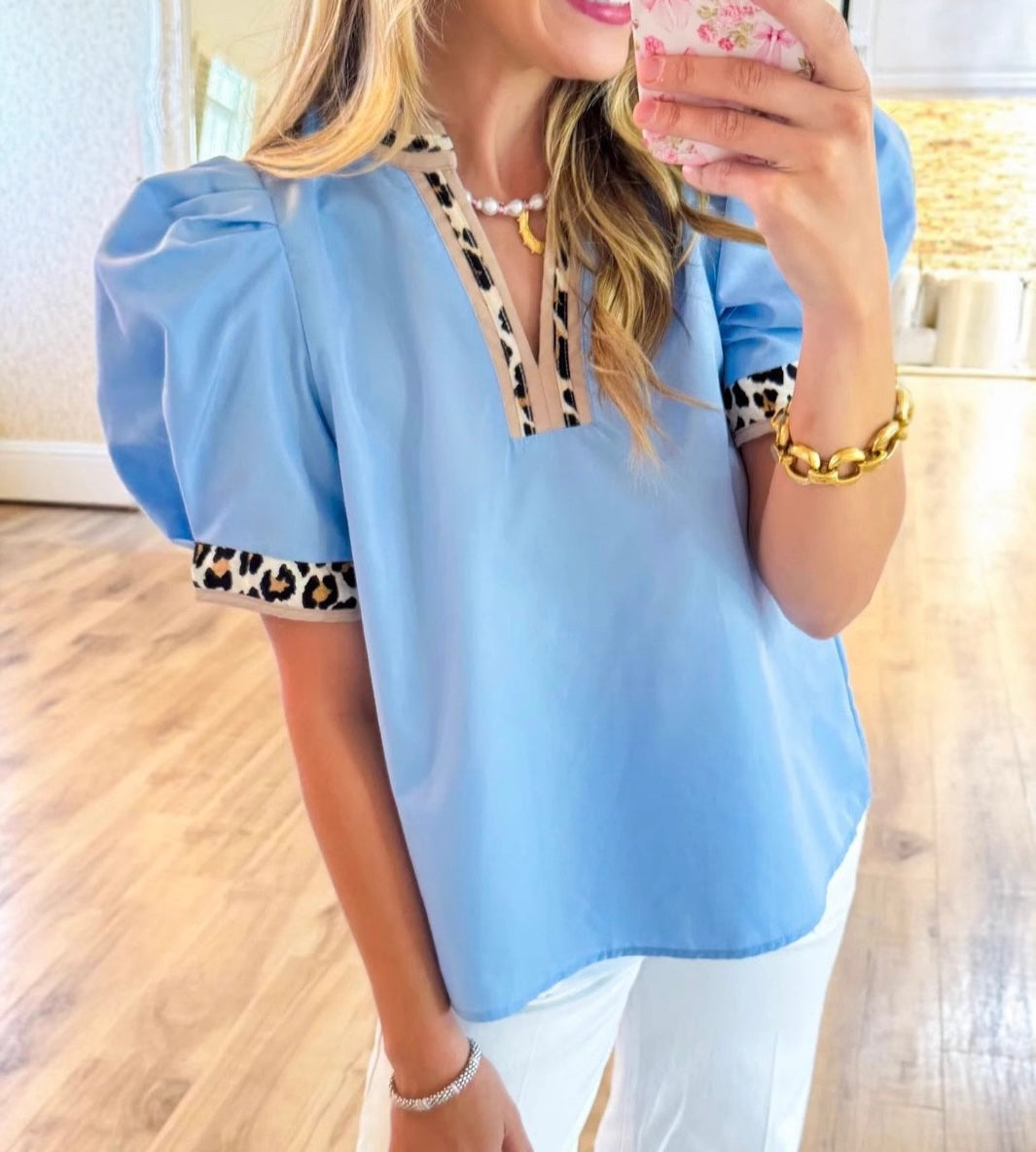R1391 V Neck Leopard Trim Puff Sleeve Blouse