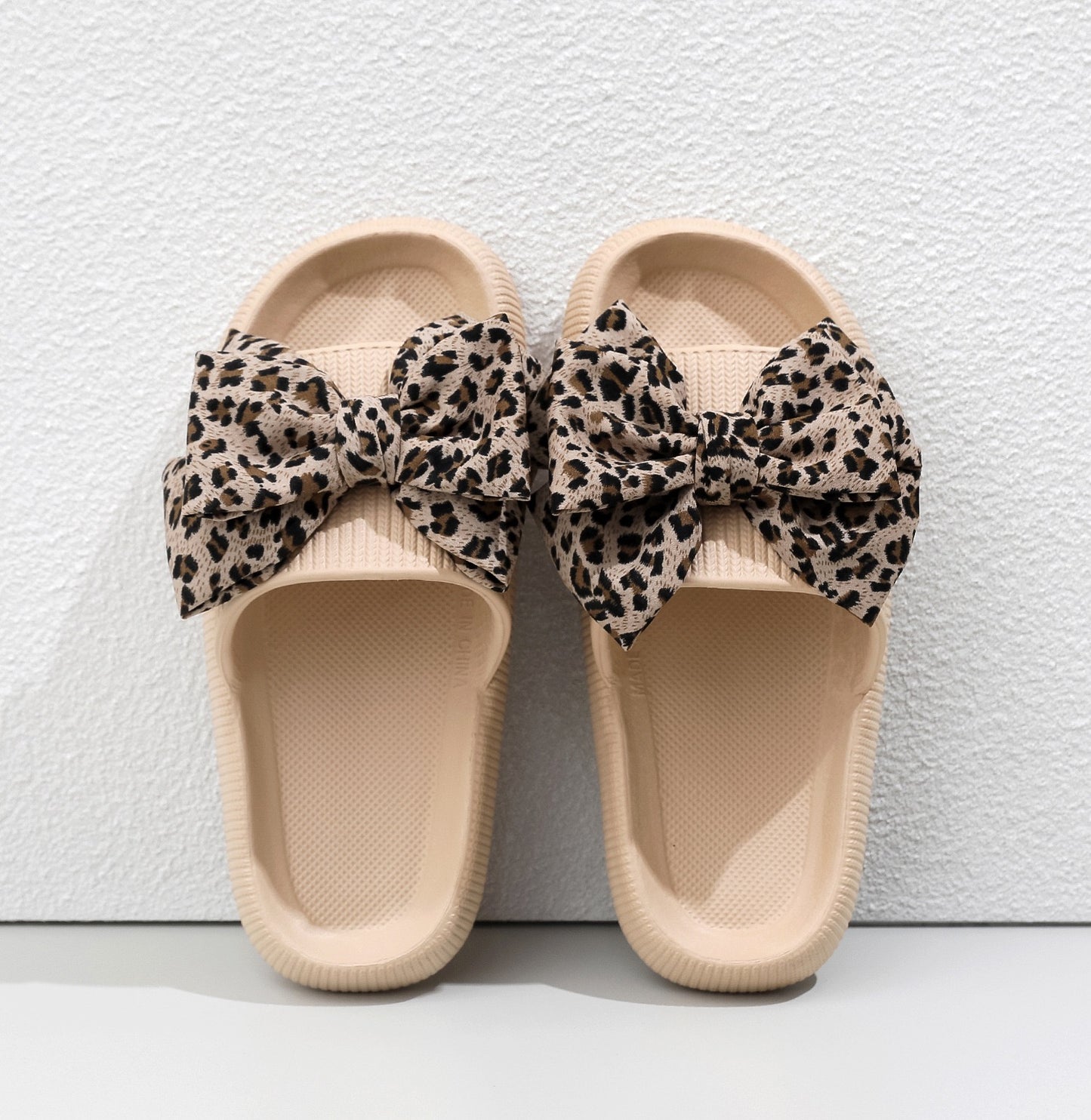 R1269 Leopard Bow Decor Slippers