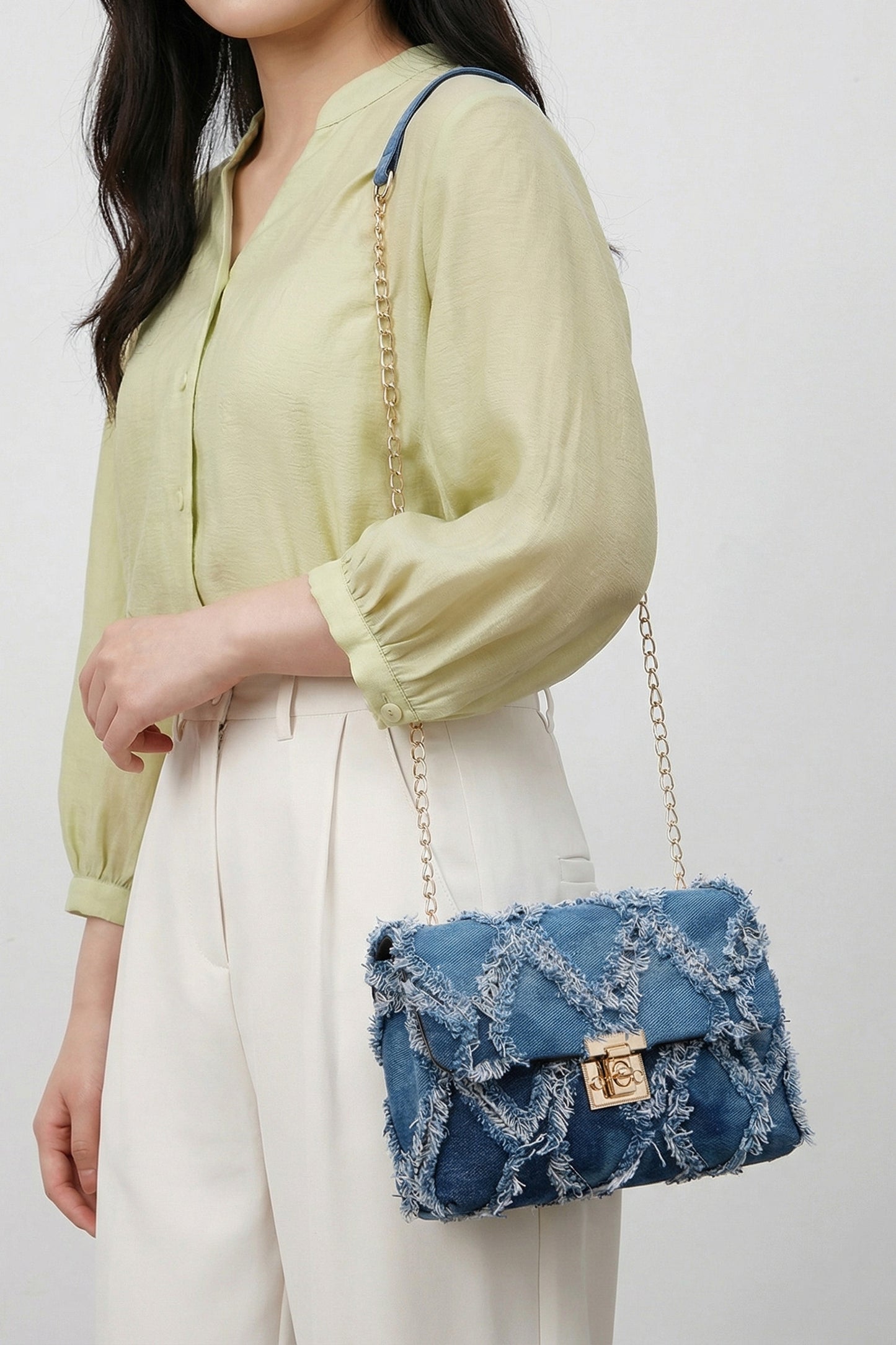 R1342 Blue Distressed Lattice Denim Chain Strap Shoulder Bag