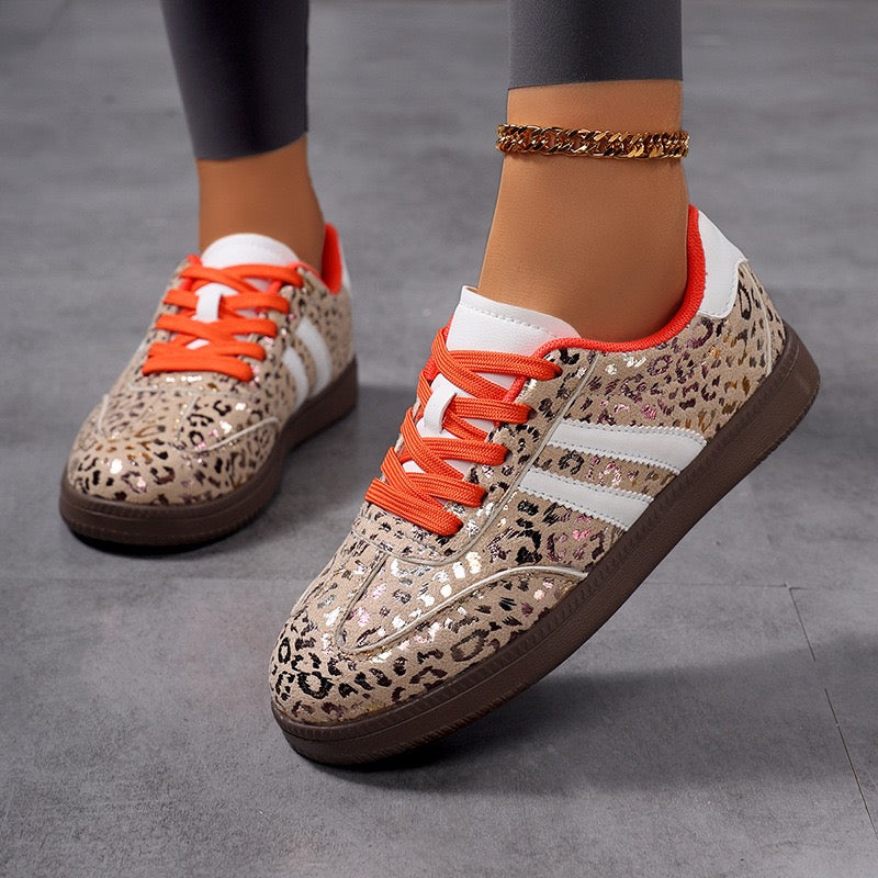 R1271 Leopard Faux Suede Lace Up Sneakers
