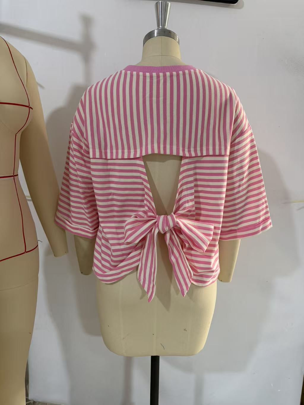 R1257 Bowknot Cutout Back Stripe Shirt